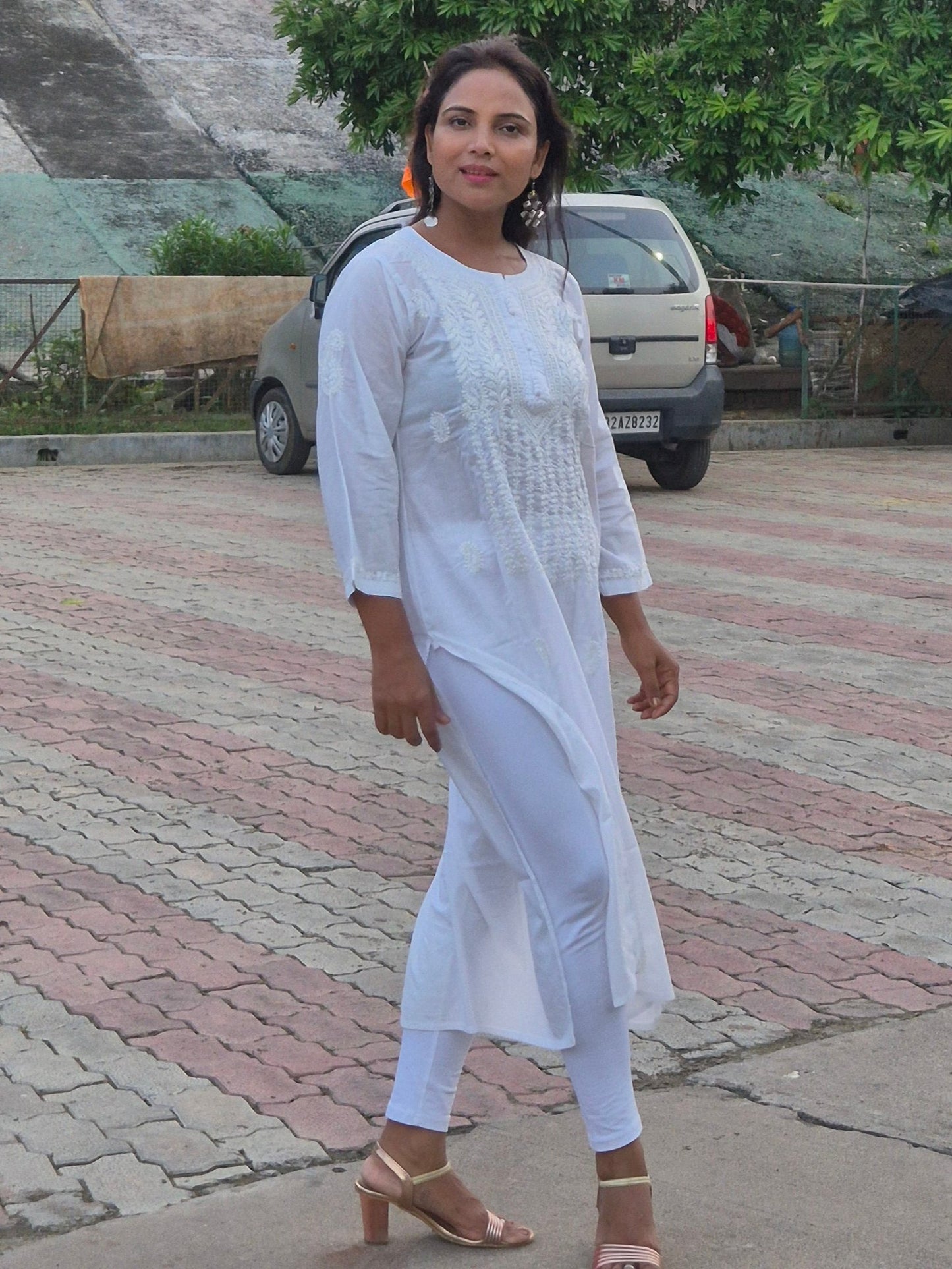 CHIKANKARI FABRIC COTTON KURTI